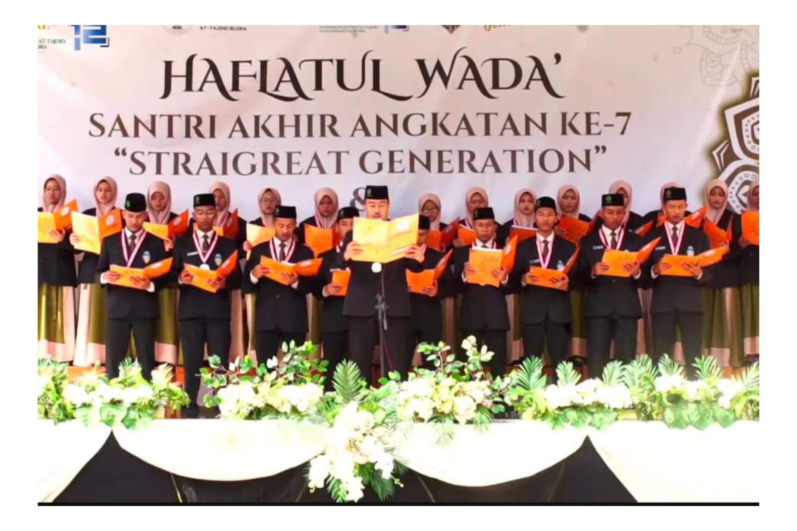 Pondok Pesantren At-Tajdid Muhammadiyah Blora Gelar Haflatul Wada’ dan Milad ke-12